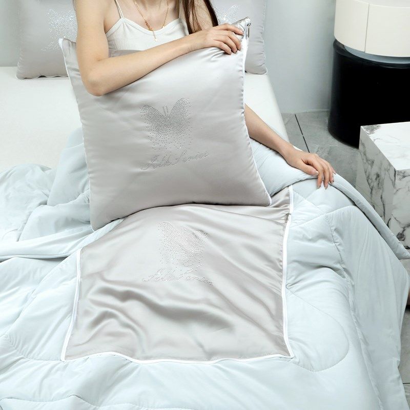 凉感天丝抱枕被子两用多功能车载靠枕办公室午睡毯子空调被二合一,居家布艺,抱枕被,淘宝优惠券,粉丝福利购,淘宝优惠卷