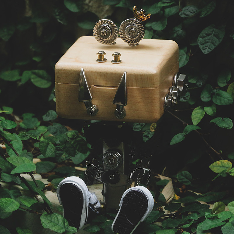 生日礼物送男朋友男生实用创意科技感特别走心小众高级摆件圣诞节