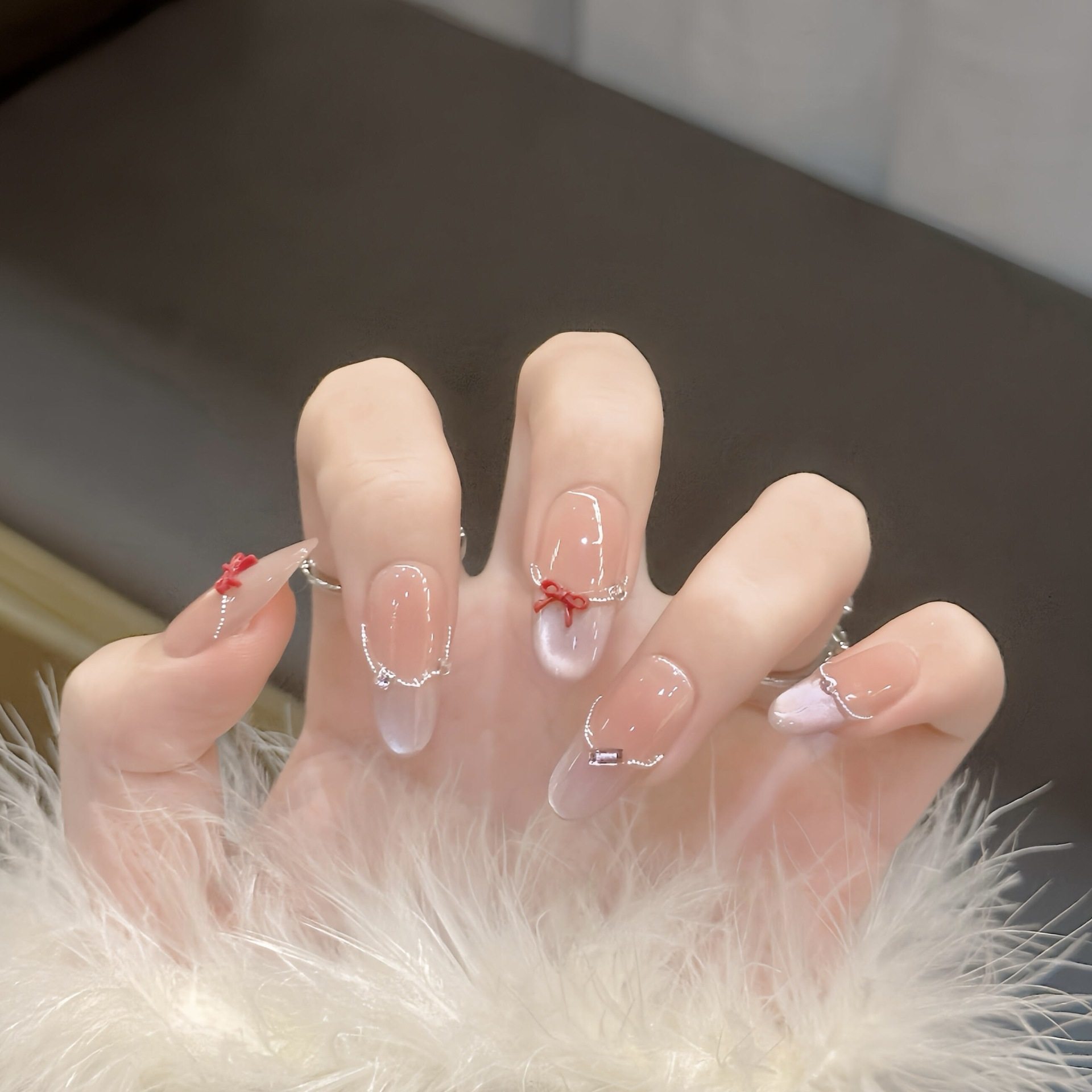 穿戴甲感水光猫眼手工珠链渐变