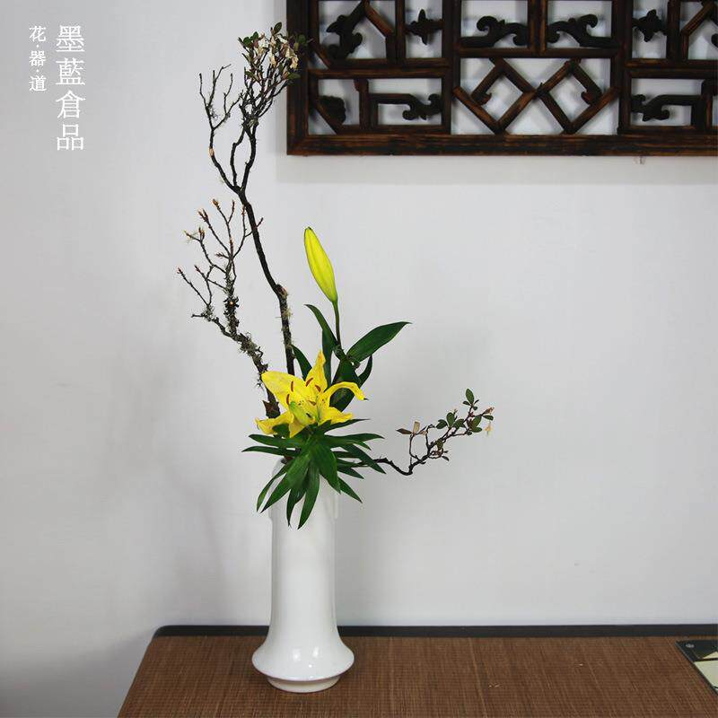 小原流花器双耳瓶禅意陶瓷中式插花器皿日式花道创意白色花瓶简约