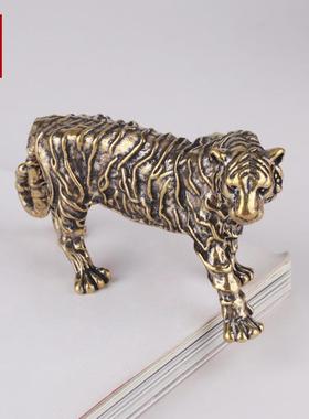 黄铜实心生肖老虎文镇书桌摆件仿古微雕古铜茶宠手把件工艺品