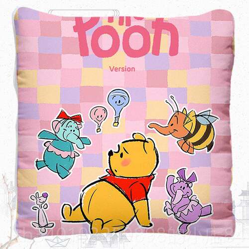 新款小维尼熊 inn子ie the Pooh 维尼熊 抱W枕被床上小被靠垫抱枕