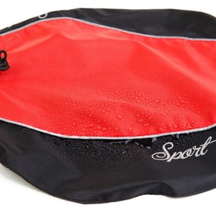 宠物冲锋衣 狗狗雨衣 大中小型犬防水防风披风 金毛 边牧魏玛雨披