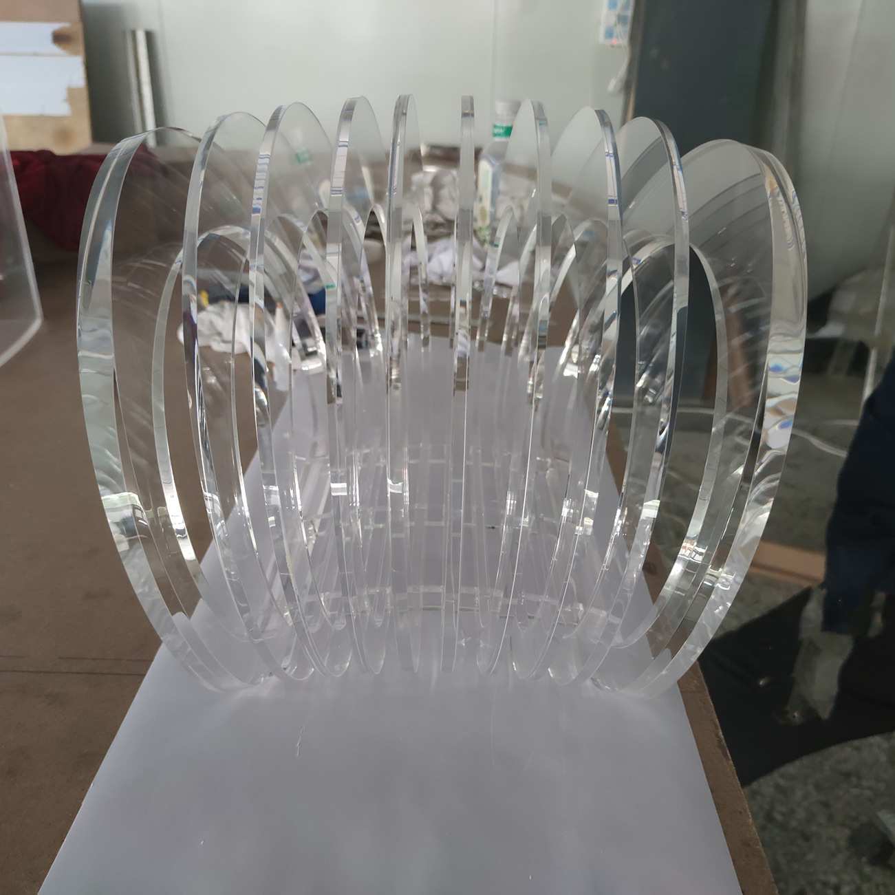 亚克力透明展台有机玻璃心型艺术品大型实验箱心型雕刻水箱仪器