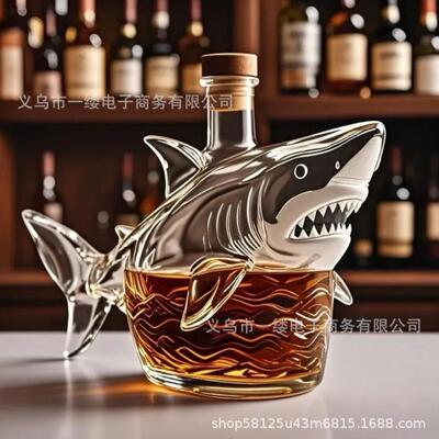 跨境新款Shark Whiskey Bottle鲨鱼威士忌酒瓶