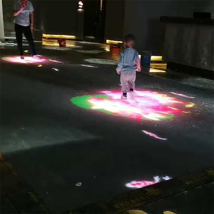 小孩体验踩鱼LED互动地砖屏 室内地板踩踏屏幕 500*1000mm箱体