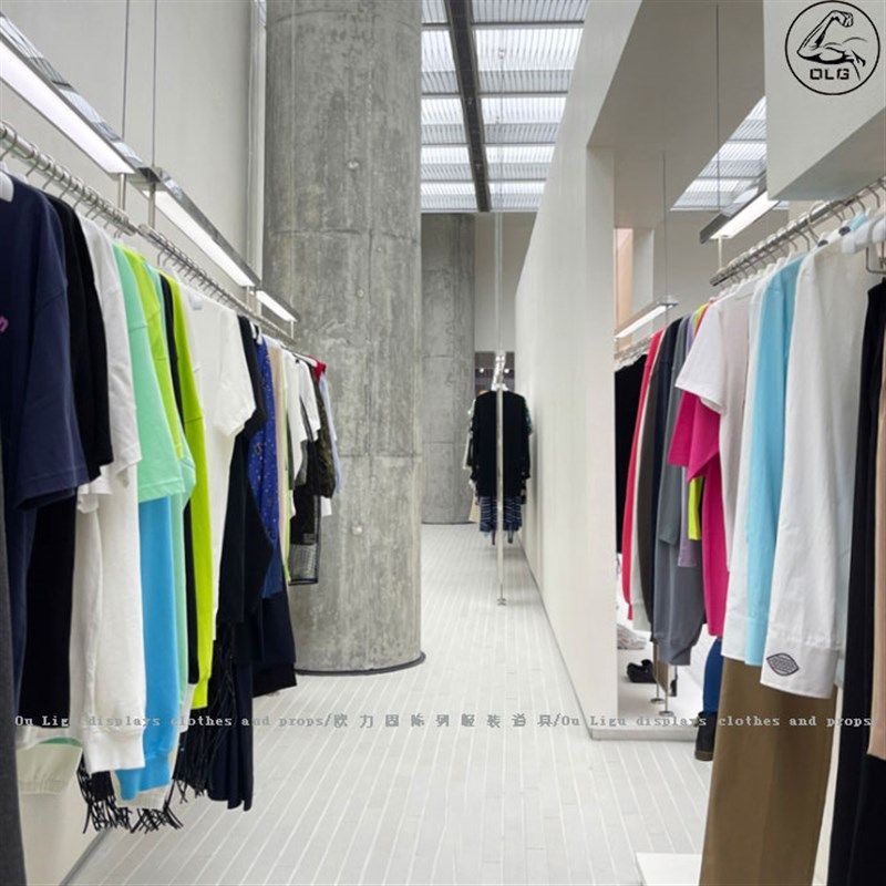 服装店灯光吊架陈列展示架吊挂侧挂女装橱窗不锈钢架子可定制简易