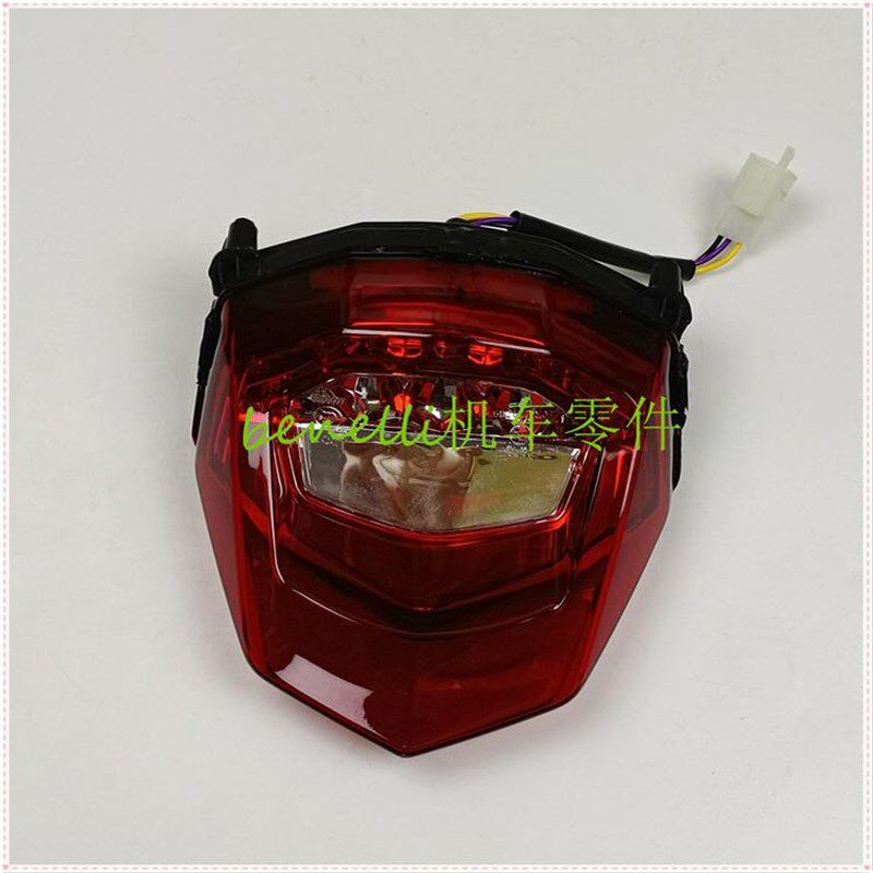 适用黄龙BJ300GS/BN302蓝宝龙QJ150-17A后尾灯总成 后刹车灯