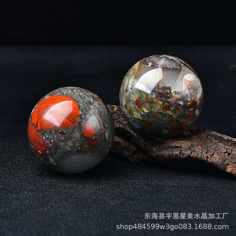 天然水晶龙血石球 水晶原石打磨 家居办公水晶工艺品装饰