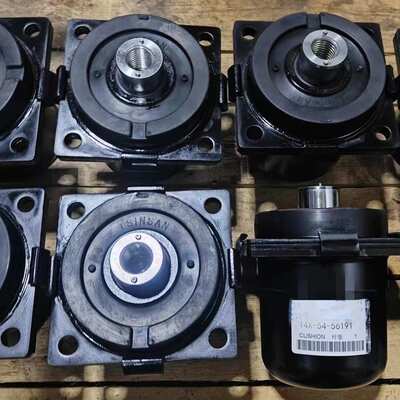 PC240-8挖掘机 发动机大机脚垫20y-01-12222 20Y-01-12210