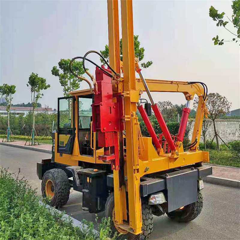 售后无忧护栏打桩机 穿透强定位准底盘加固 移动式护栏打桩机