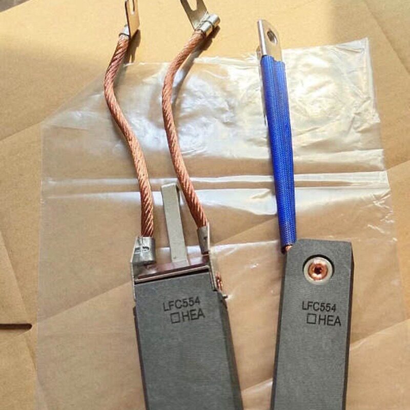 供应发电机碳刷LFC554可替代32x40x80mm火力发电机碳刷