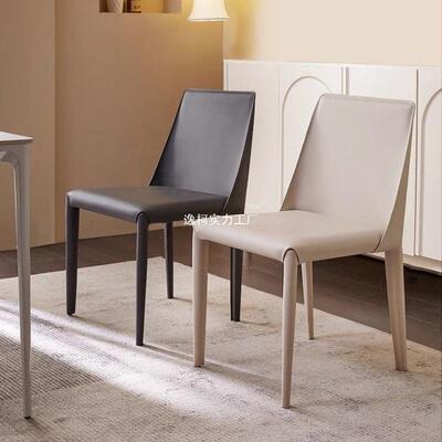 马鞍皮餐椅家用现代简约意式轻奢餐厅椅子北欧极简餐桌椅靠背凳子