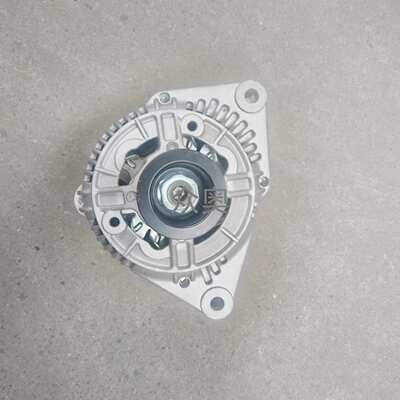 适用奔驰W124 W140 W202 W210 R129 SL C208 CLK M103 M104发电机