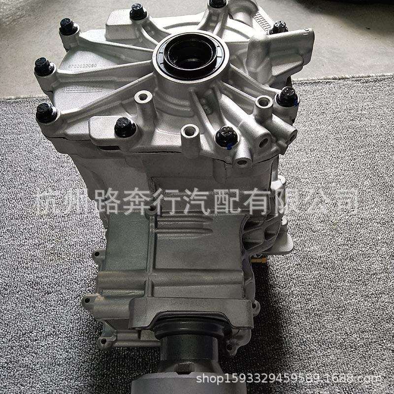 适用于路虎极光9速汽车变速器零件后差速器总成LR101205 LR061681