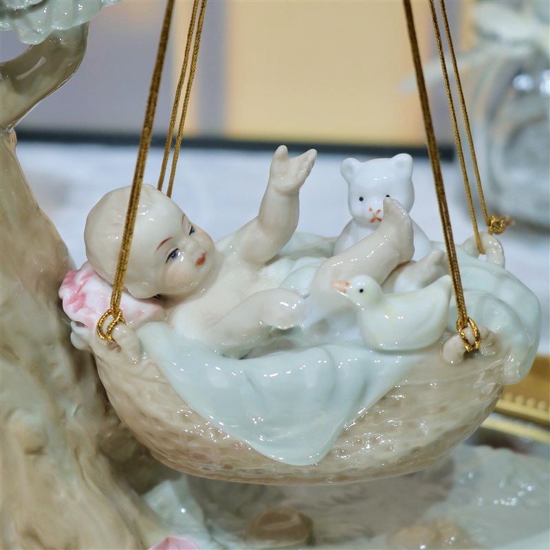 欧式陶瓷件艺品摆居品现代家设装饰品客厅人物摆工西洋女摆件礼品