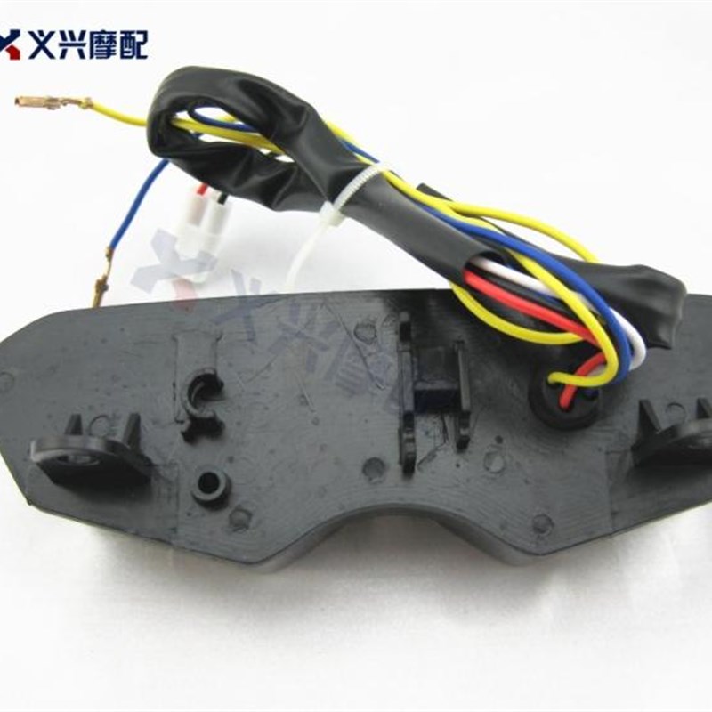 R6后尾灯总成 后刹车灯 03 04 05年