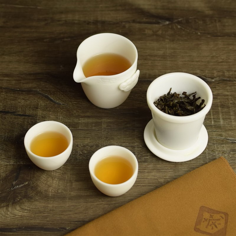 淄博陶瓷复古茶具装脂玉瓷旅行茶具四羊一壶套杯便携泡茶壶快客杯
