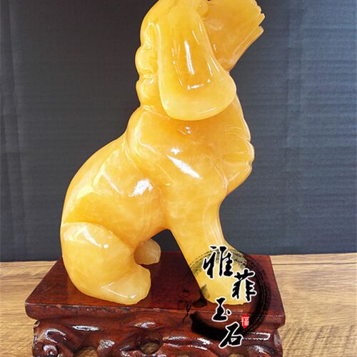 天然黄玉狗摆件十二生肖狗玉石狗招财客厅玄关装饰品