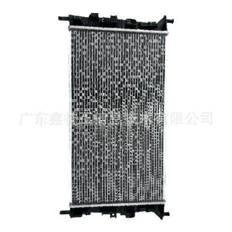 适用于福特福克斯05-11 水箱总成 3M5H-8005RK