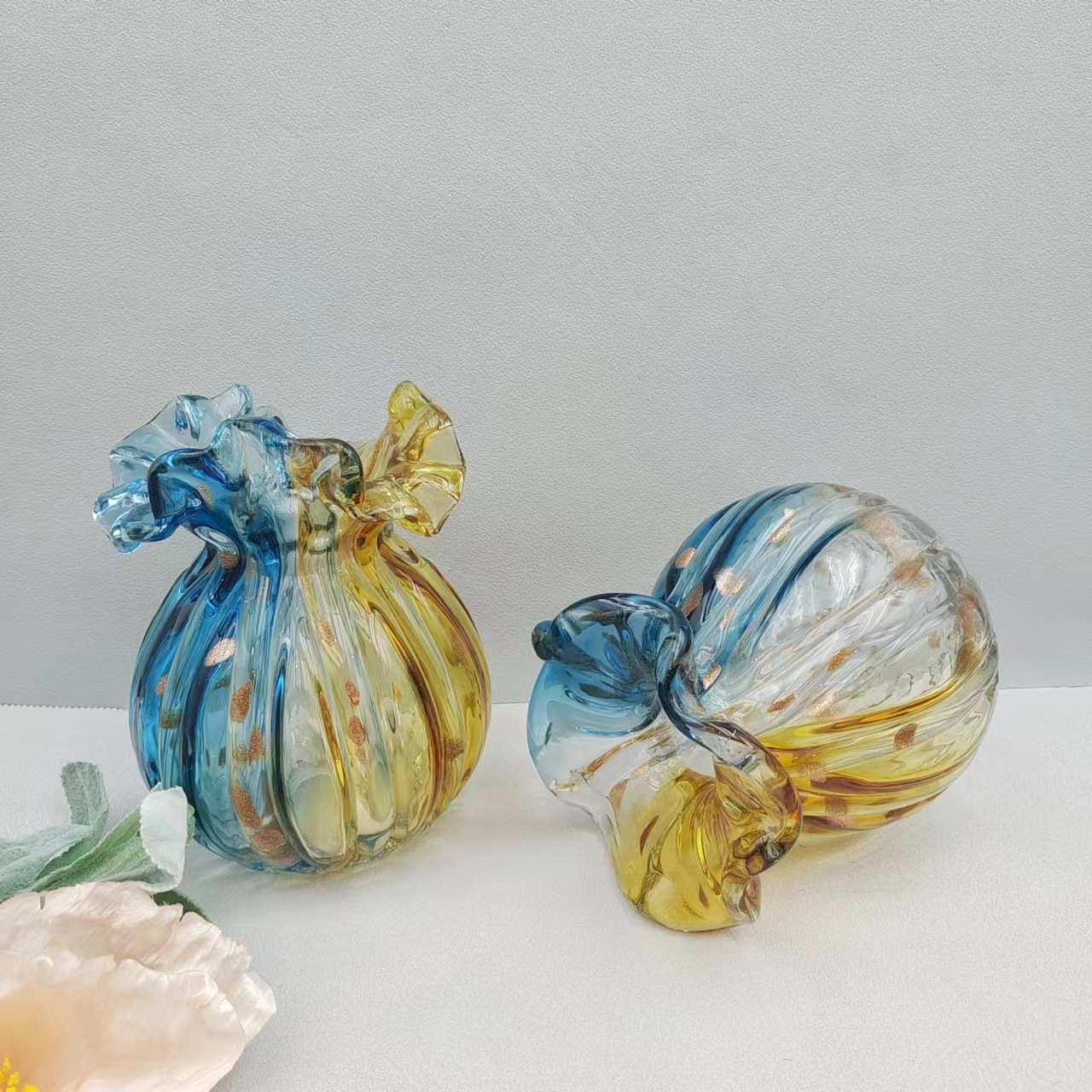 高级感轻奢创意插花摆件纯手工吹制花瓶家居装饰品玻璃摆件