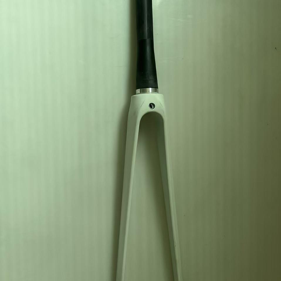 公路车碳纤维前叉700C直管椎管碳前叉首径39.8mm,白色底漆