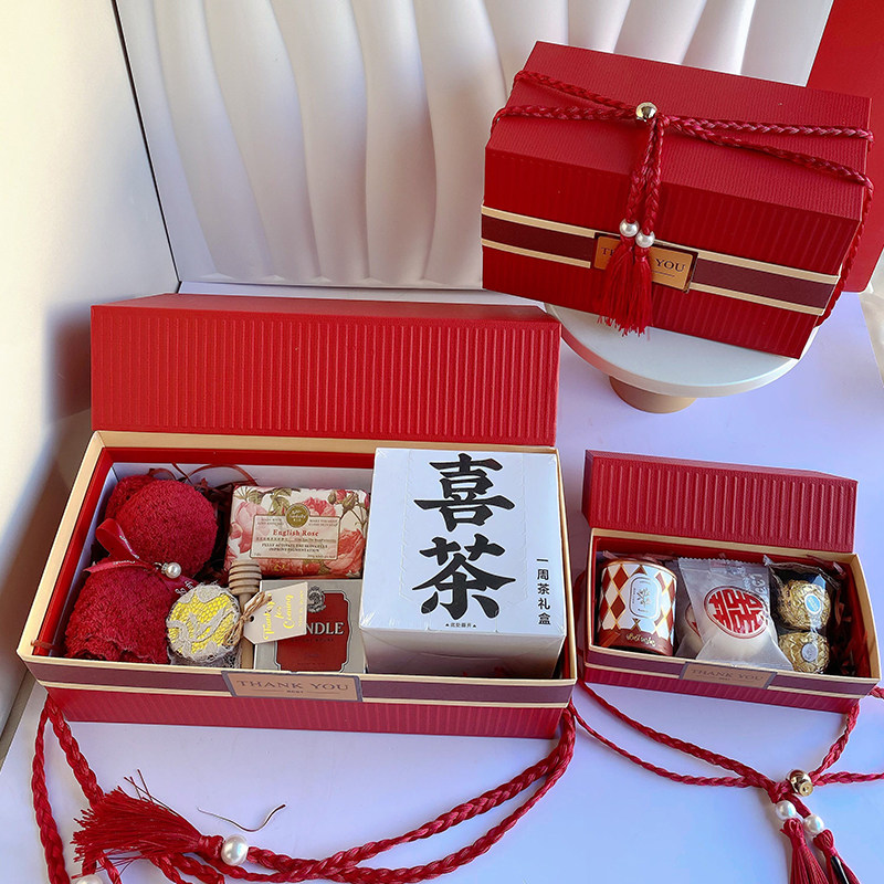 结婚订婚伴娘伴手礼盒空盒珍珠流苏简约喜糖盒子宴席宾客回礼包装