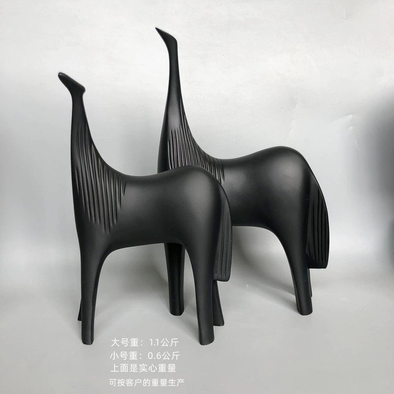 马工艺品摆件家居装饰品现代简约创意客厅软装样板房桌面电视柜
