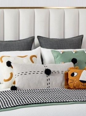 展厅样板间 家具配套 男孩房儿童狮子黄绿色卡通可爱床上用品