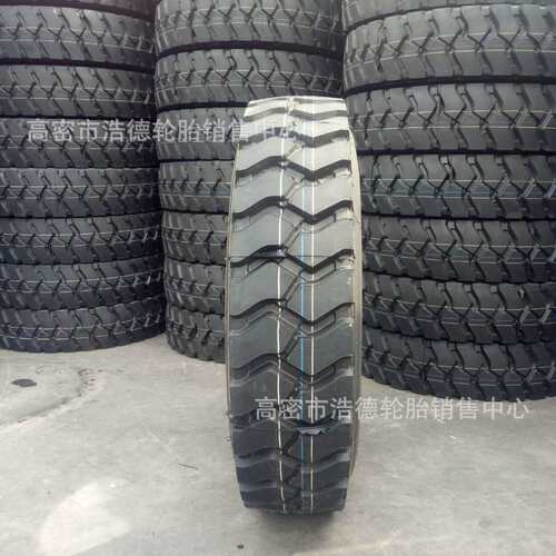 矿山防爆胎1100R20 1200R20重载耐磨卡货车前四后八渣土车轮胎
