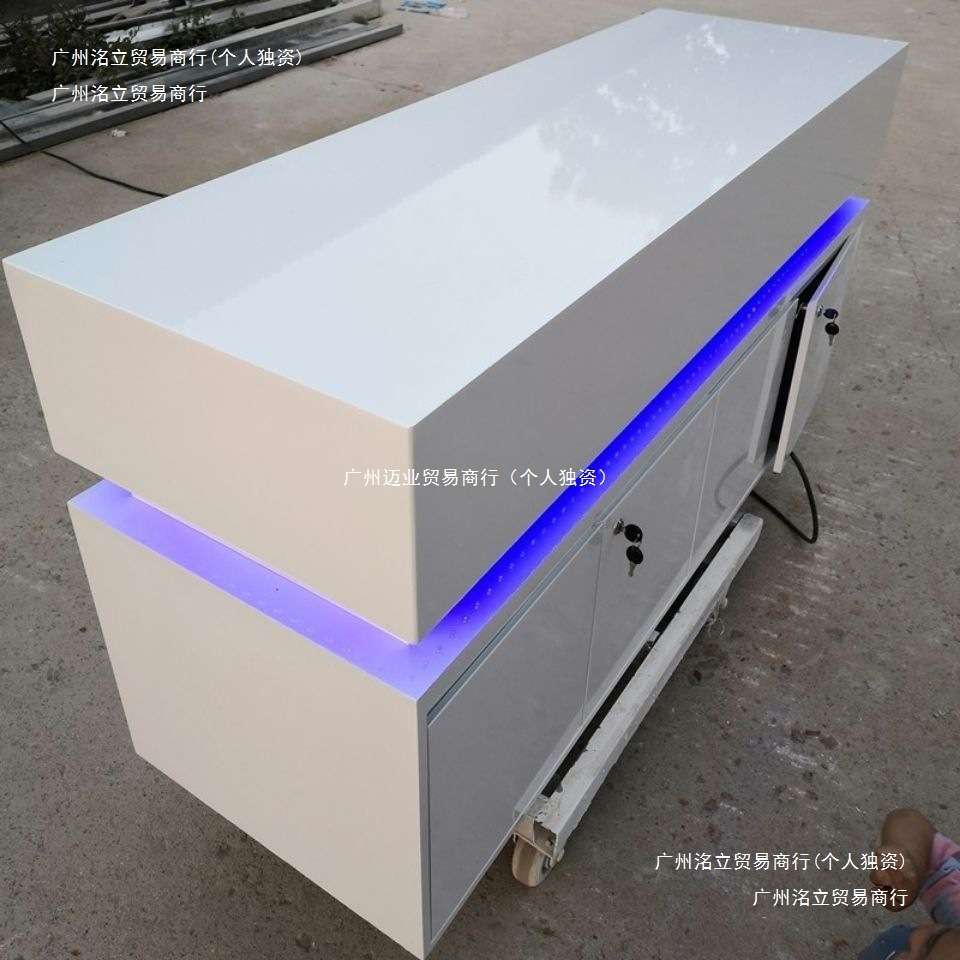 手机展示台白色烤漆体验台电脑展示桌中岛展台智能产品展柜展示台