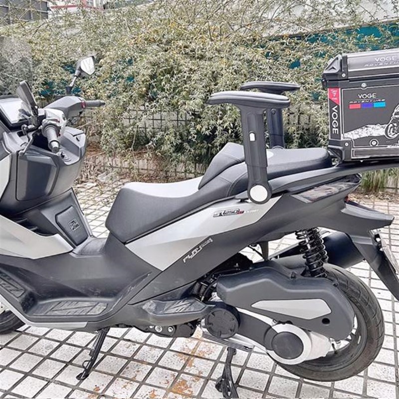 适用无手SR25扶GT改装后座0极儿童安全升降折叠扶手围栏尾箱架