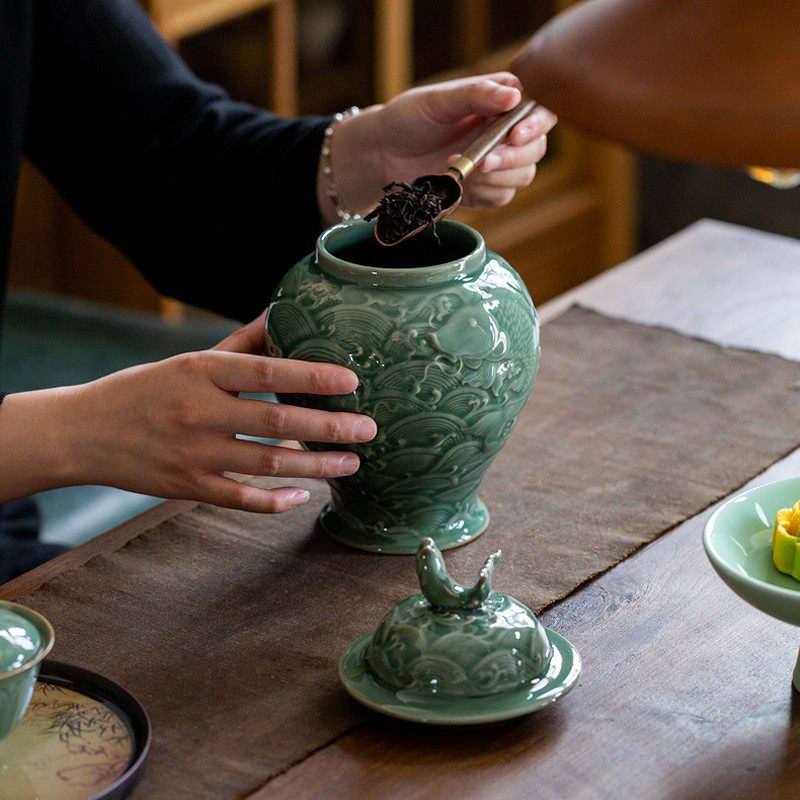 越窑青瓷茶叶罐密封罐储茶罐家用储存罐浮雕麒麟茶罐手工大号罐子