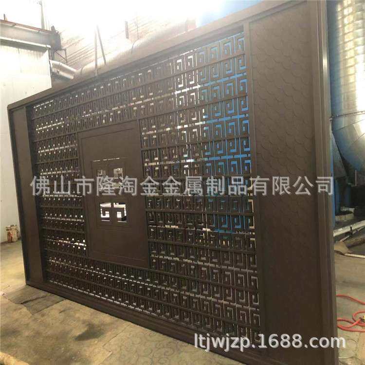 镀锌管烤漆铁艺屏风_楼盘入户庭院大型金属艺术背景隔断墙实物图