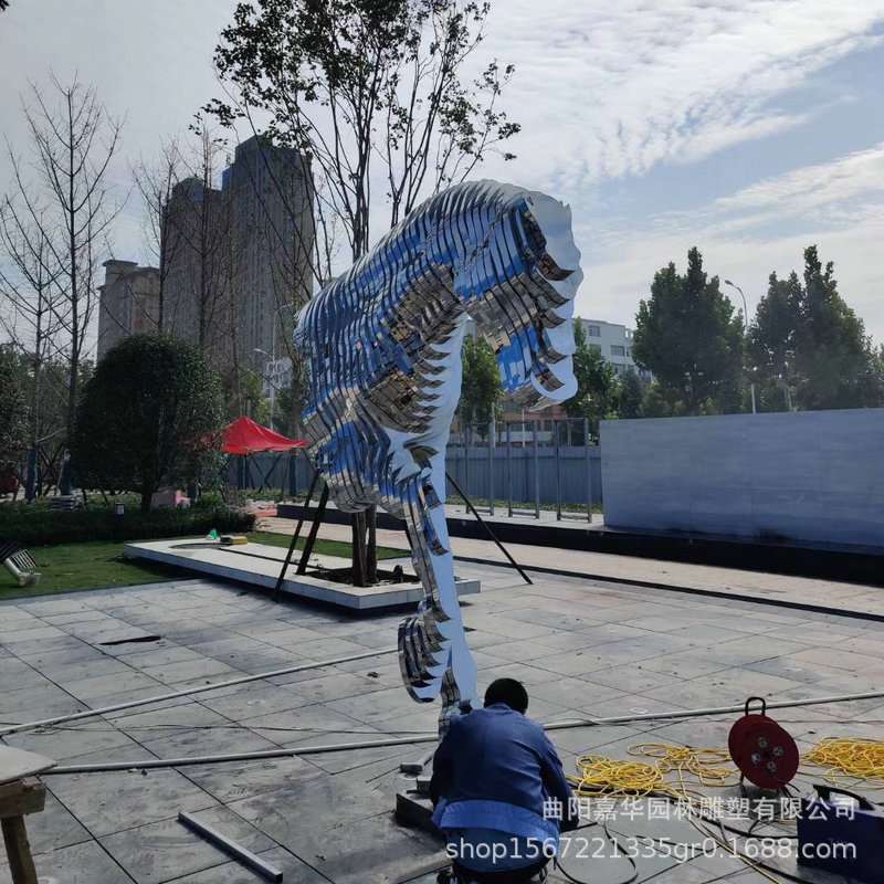 不锈钢马雕塑动物雕塑 城市景观摆件动物雕塑 小区摆件图片
