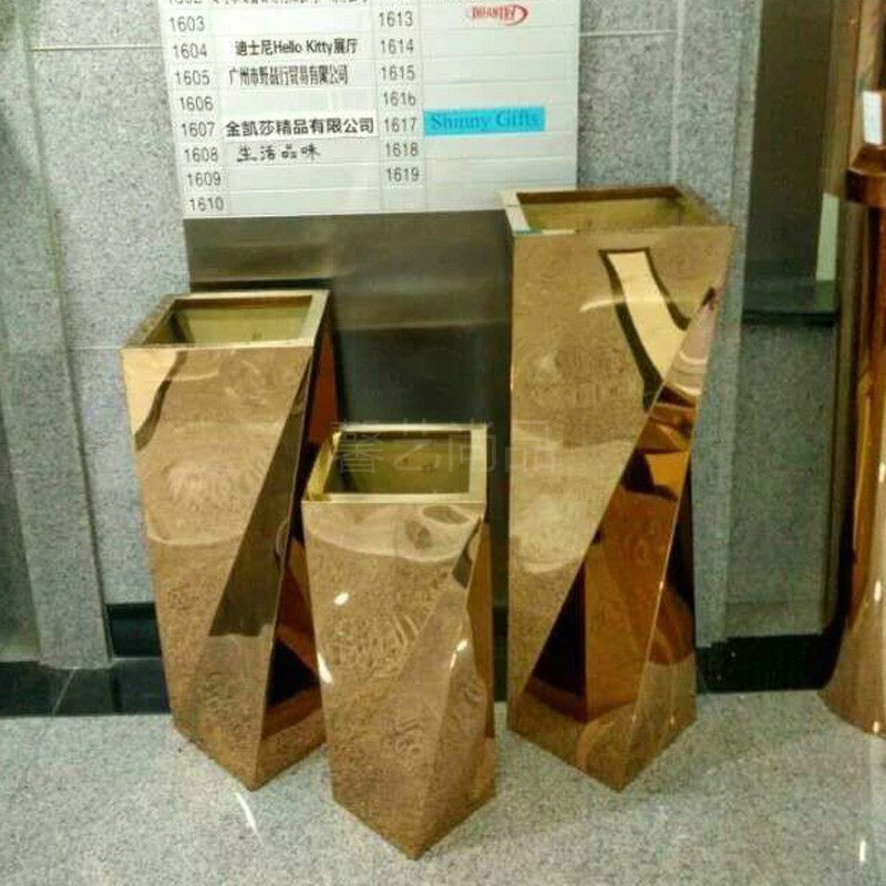 不锈钢花瓶 个性时尚花盆 落地金属花插 花器摆件 剧组道具花瓶