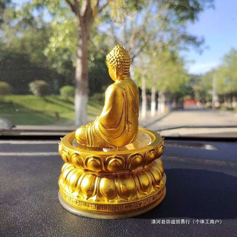 2025新款创意太阳能汽车中控台装饰摆件佛祖像感车载摆件