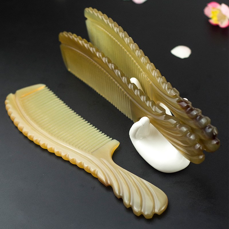 西藏天然牦牛角梳手工加花手静头梳子雕厚女顺发按摩头皮防柄电