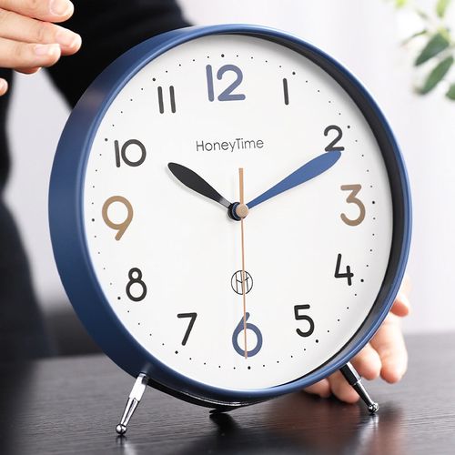简约现代高级感静音座钟家用客厅卧室桌面台钟2025新款摆台式钟表