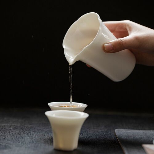 白瓷公道杯分茶器茶海陶瓷公杯茶漏一体功夫茶具高级茶海