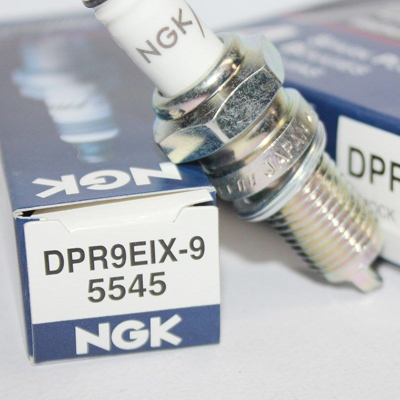 铱金火花塞DPR9EIX-9适用凯旋1200 900 885 DR9EA DPR9EA-9