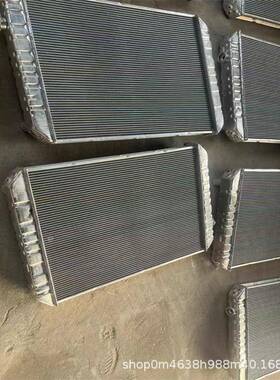 PC200-8挖掘机水箱21T-03-31711中冷器