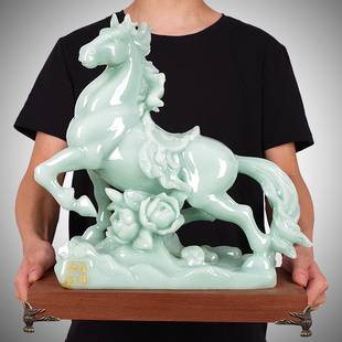 玉石招财马摆件马到成功办公室桌装饰摆设公司乔迁新店开业礼品