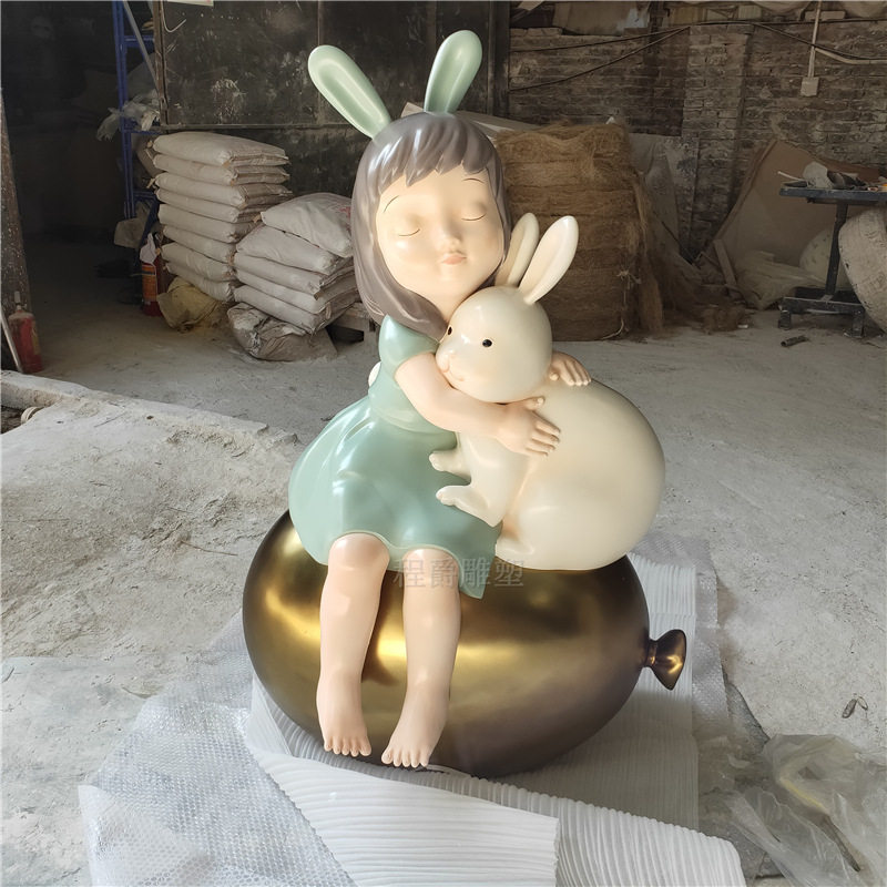 定制玻璃钢抽象哑白站姿兔子 可爱卡通动物雕塑摆件按需定制厂家