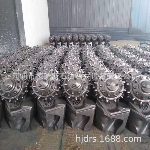 8 1/2(215.9mm）旋挖掌片可用于大口径组装钻头旋挖钻头使用