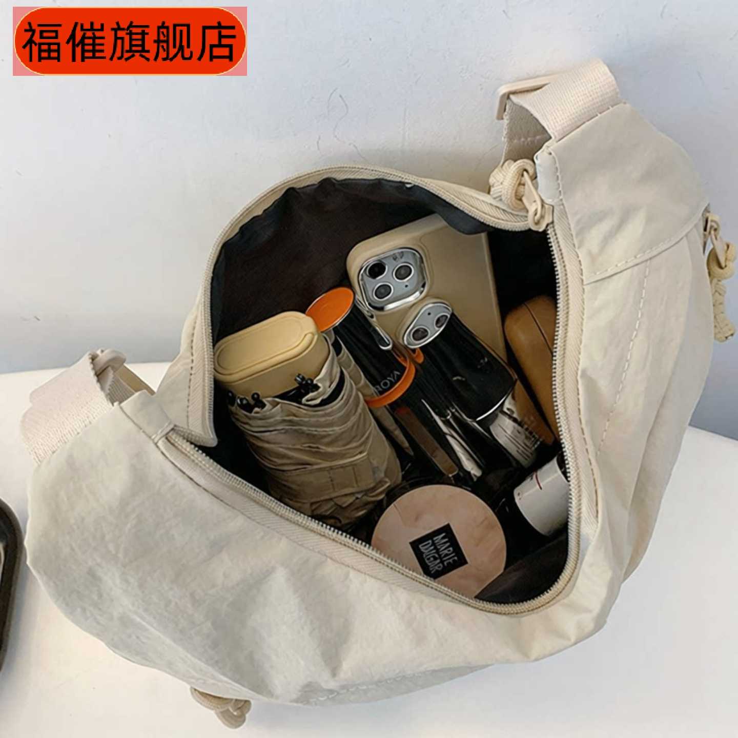 夏季新款百搭单肩旅行斜挎包尼龙