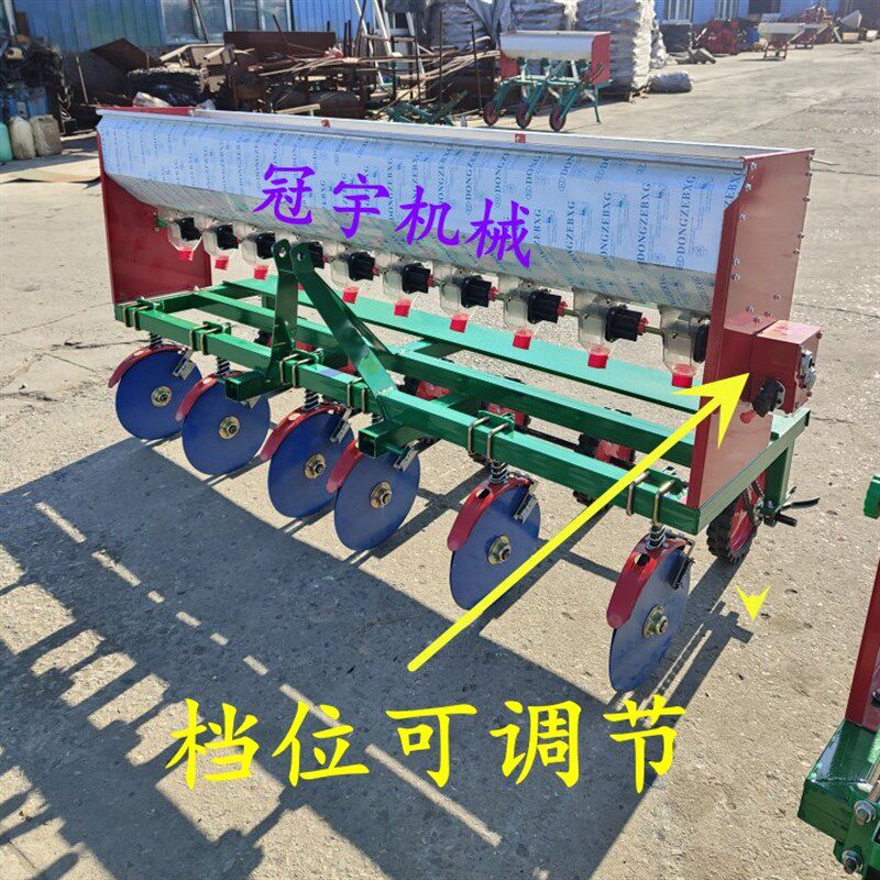 小麦追肥机不锈钢肥料施地麦链条传动春季轮地箱肥撒肥机拖拉机带