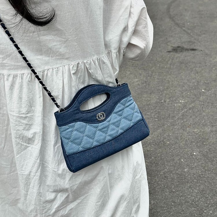 小香风牛仔菱格链条女包斜挎