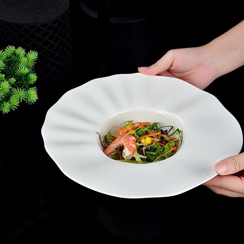 西餐厅纯白色草帽盘创意花边螺纹宽边盘沙拉甜品意境商用菜盘子