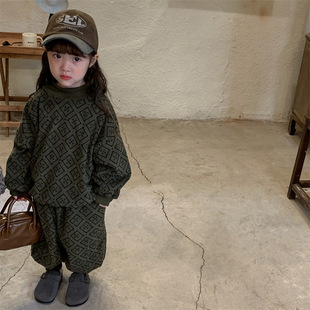 2025新款儿童套装冬季加绒灯芯绒卫衣男女宝宝加厚灯笼裤两件